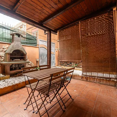 Apartment Casa Sincera - Ospedale Gemelli & Metro Battistini Rome
