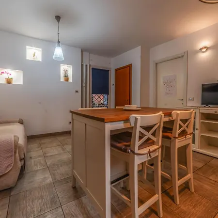 Casa Sincera - Ospedale Gemelli & Metro Battistini Apartment *