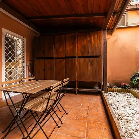 Apartment Casa Sincera - Ospedale Gemelli & Metro Battistini Rome